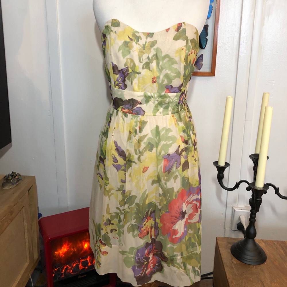 Floral sleeveless dress